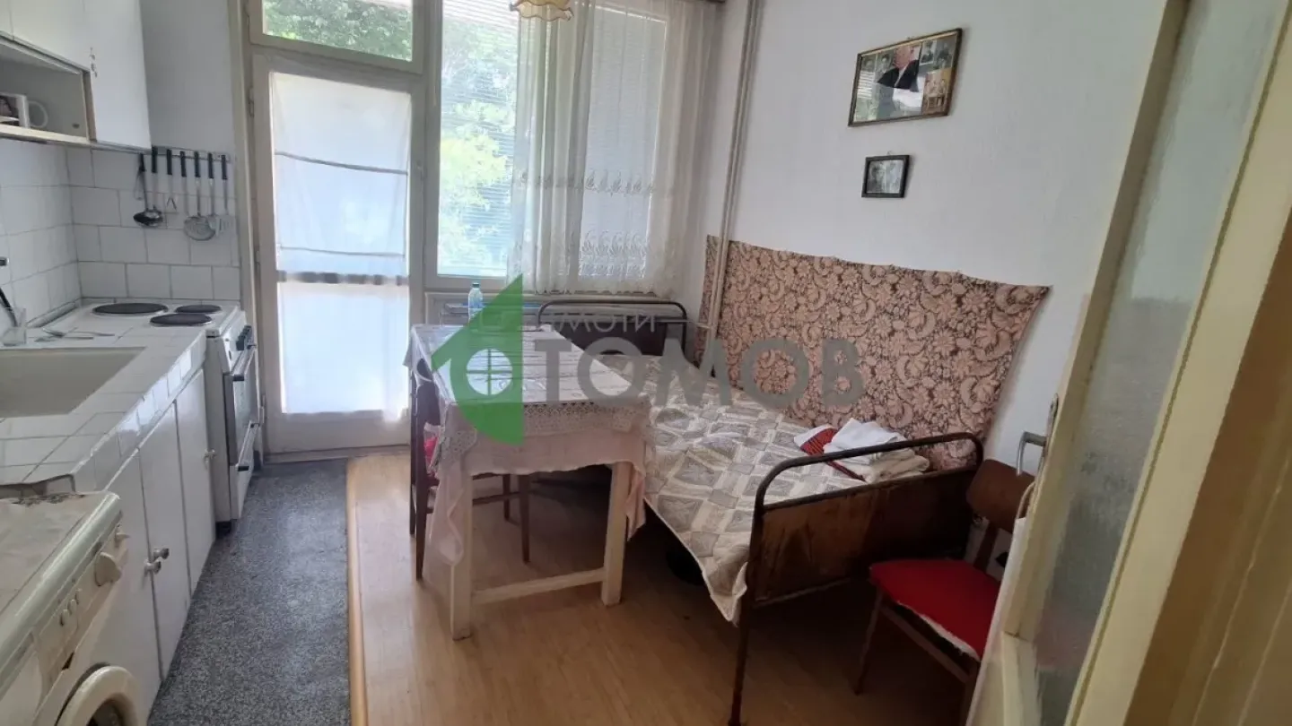 Spacious 3-Bedroom Apartment in Stara Zagora Center – Great Value - Image 5