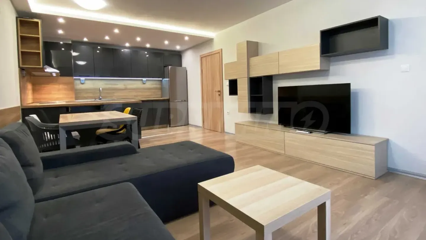 Stylish 2-Bedroom Apartment with Parking in Plovdiv, Bulgaria - Image 3