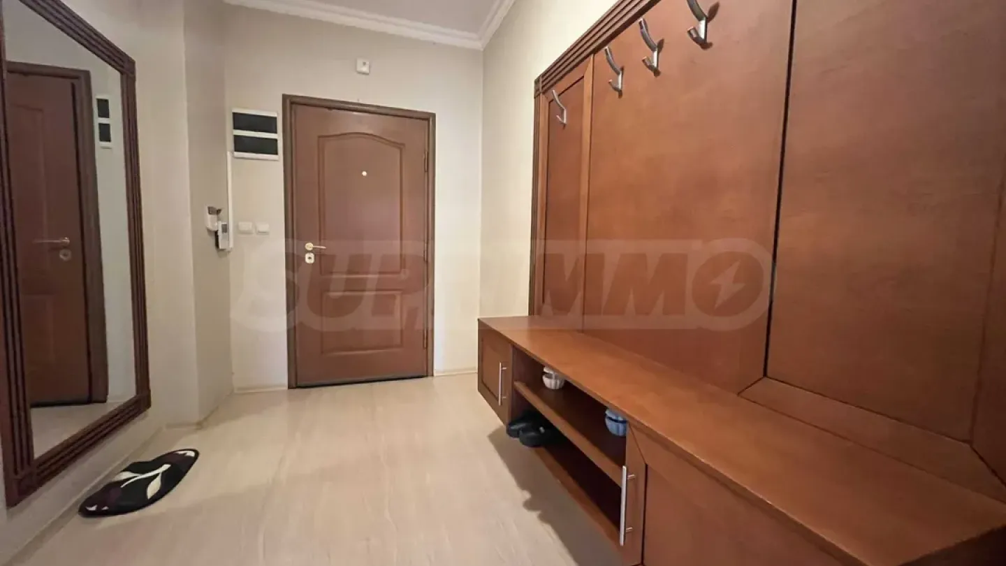 Spacious, Fully Furnished 3-Bedroom Apartment with Garage - Sofia - Image 5