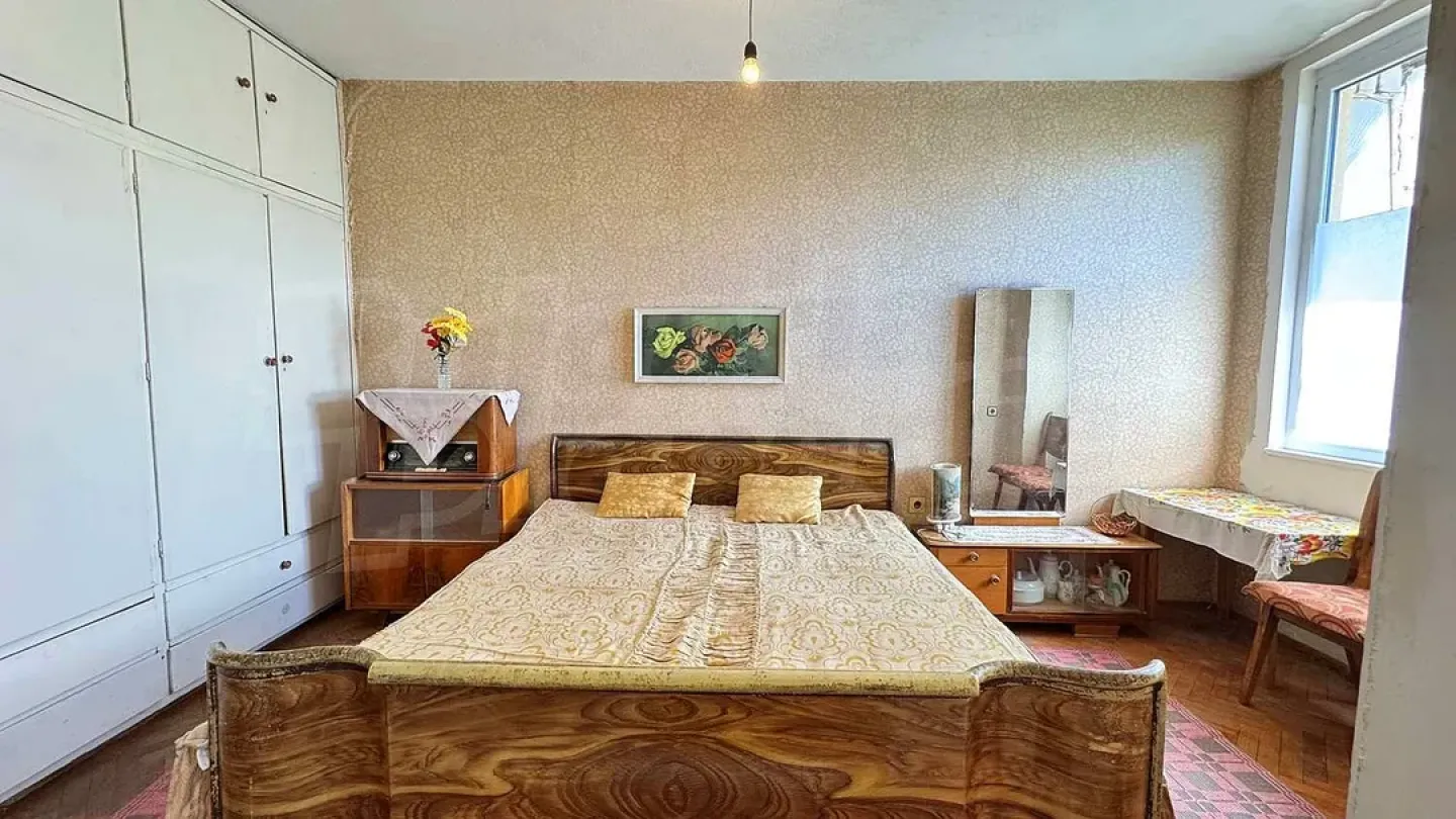 Spacious Apartment Near Krairechen Blvd, Stara Zagora, Bulgaria - Image 4