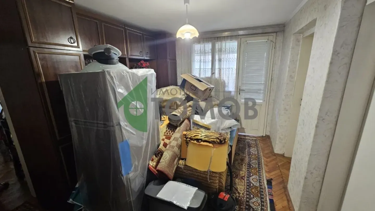 Spacious Fully Furnished House in Makledonki, Stara Zagora - Image 4