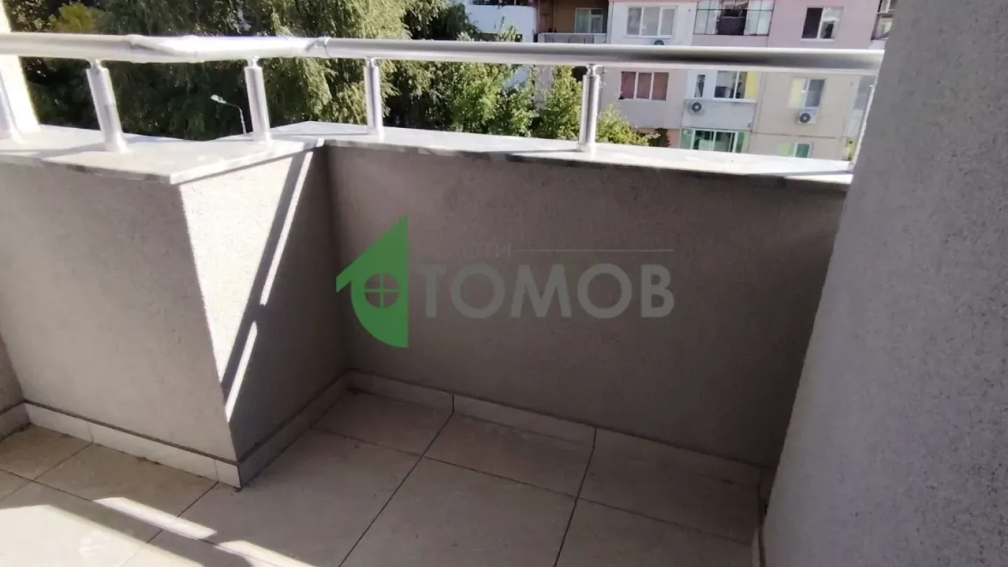 Spacious New Apartment in Sought-After Железник, Stara Zagora - Image 3