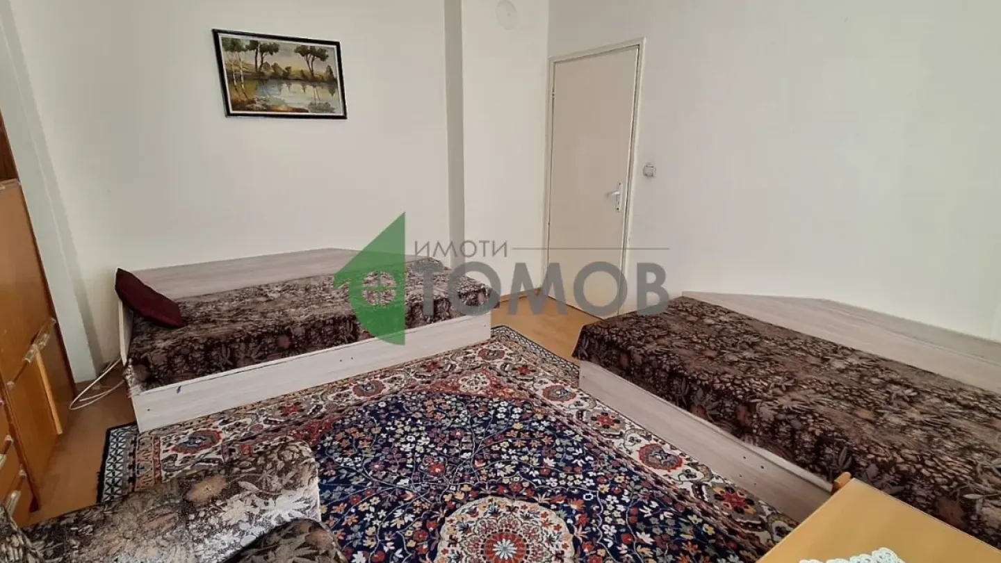 Fully Furnished 3-Bedroom Apartment Near Medical University - Stara Zagora - Image 4