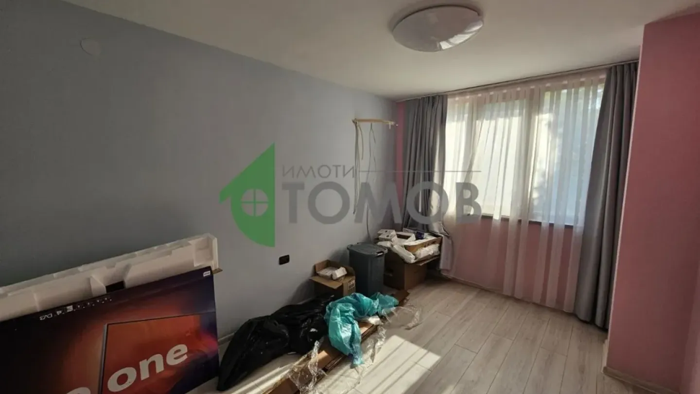 Spacious Fully Furnished Apartment in Stara Zagora City Center - Image 4