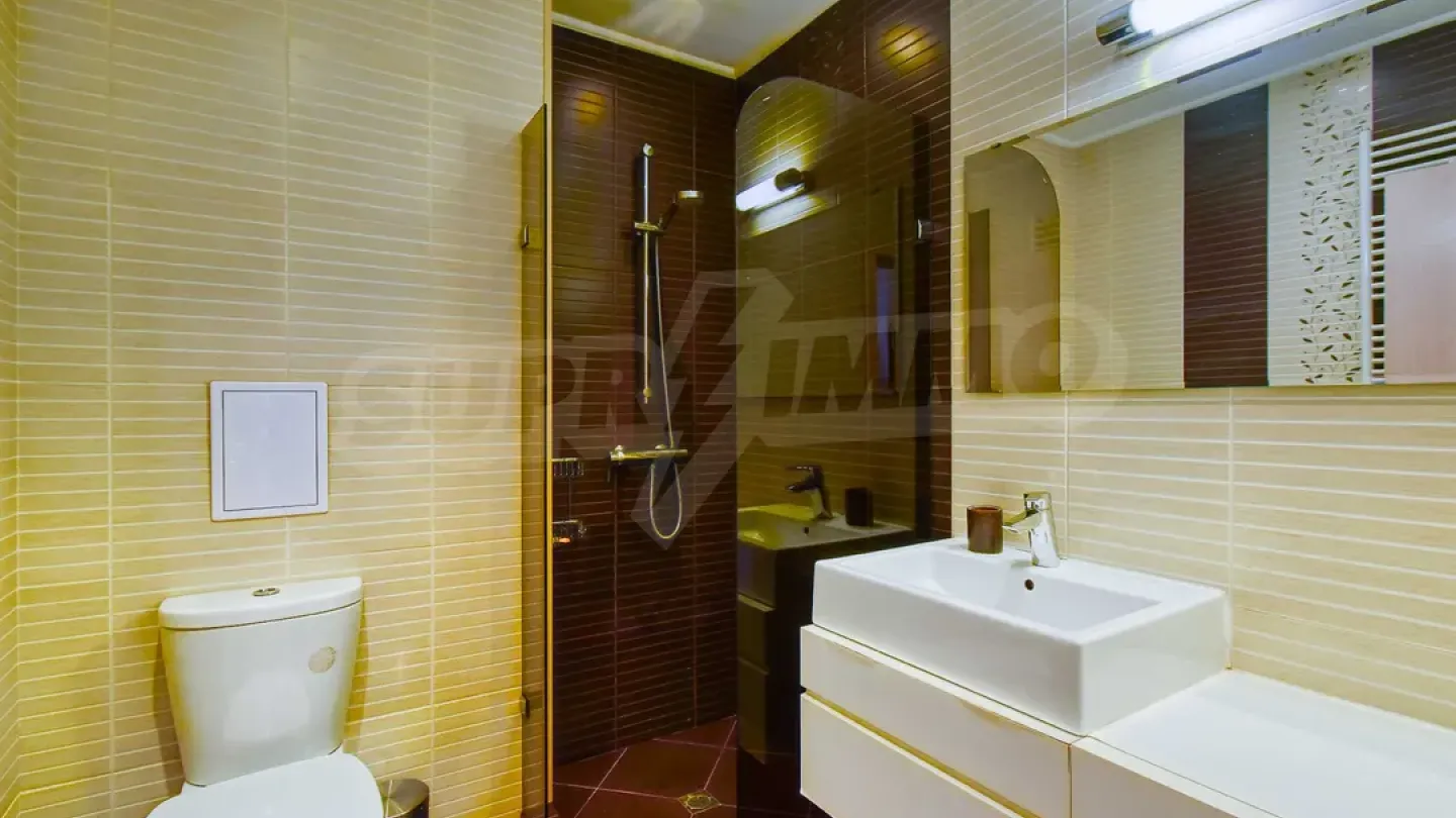 Spacious, Fully Furnished 3-Bedroom Apartment in Sofia's Student City - Image 3