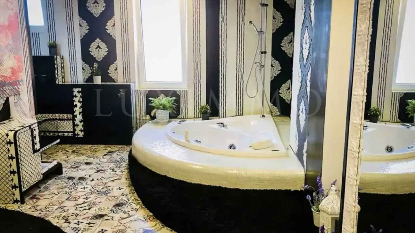 Spacious, Fully Furnished Apartment Near Sofia's Historic Center - Image 2