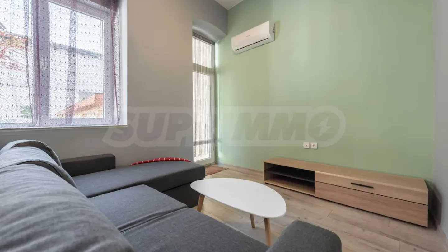 Stylish 2-Bedroom House with Garden for Rent in Varna - Image 3