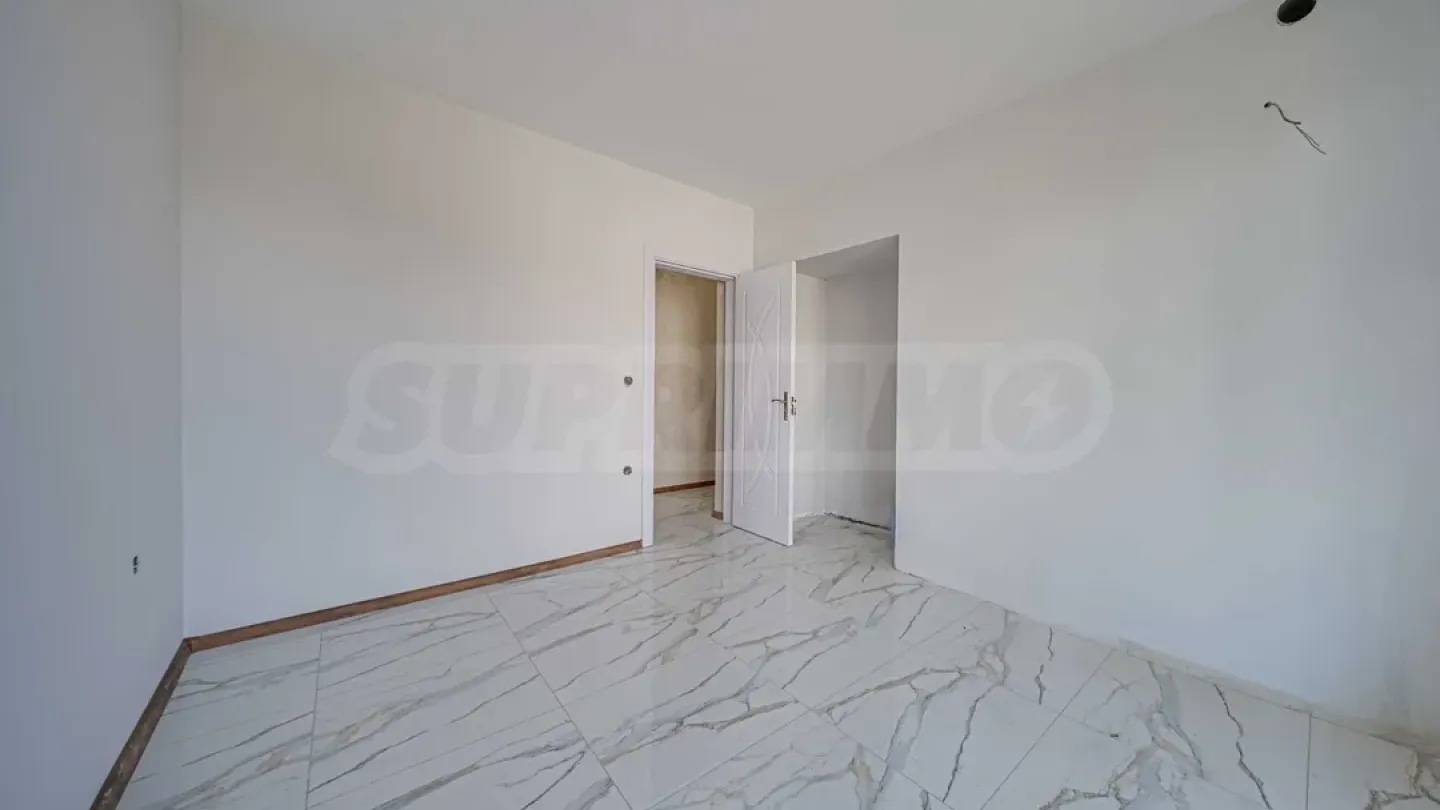 Two-Story House with Garden in Sofia's "Levski" Area - Image 1