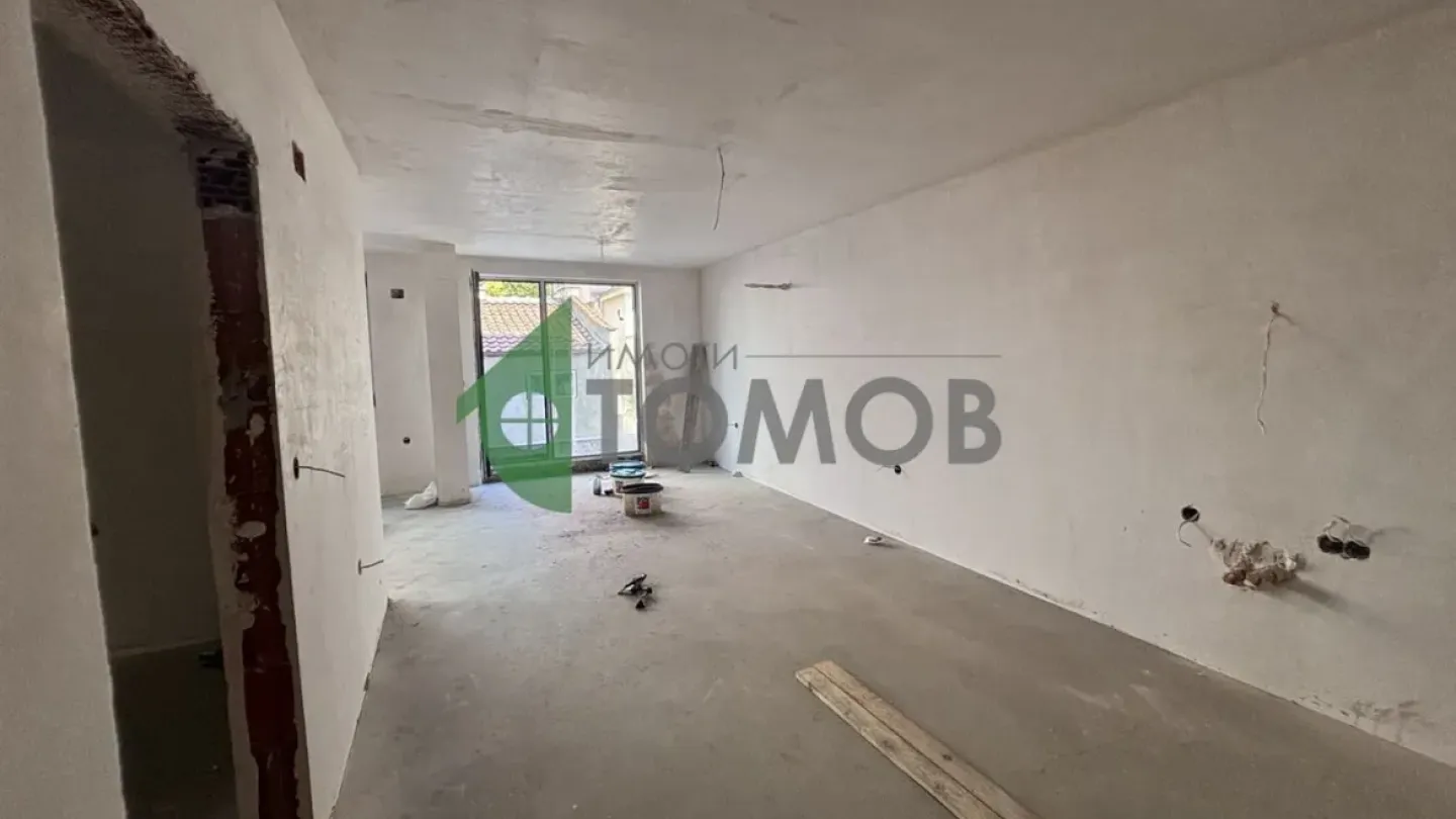 Spacious 4-Bedroom Apartment in Central Stara Zagora - New Build - Image 3