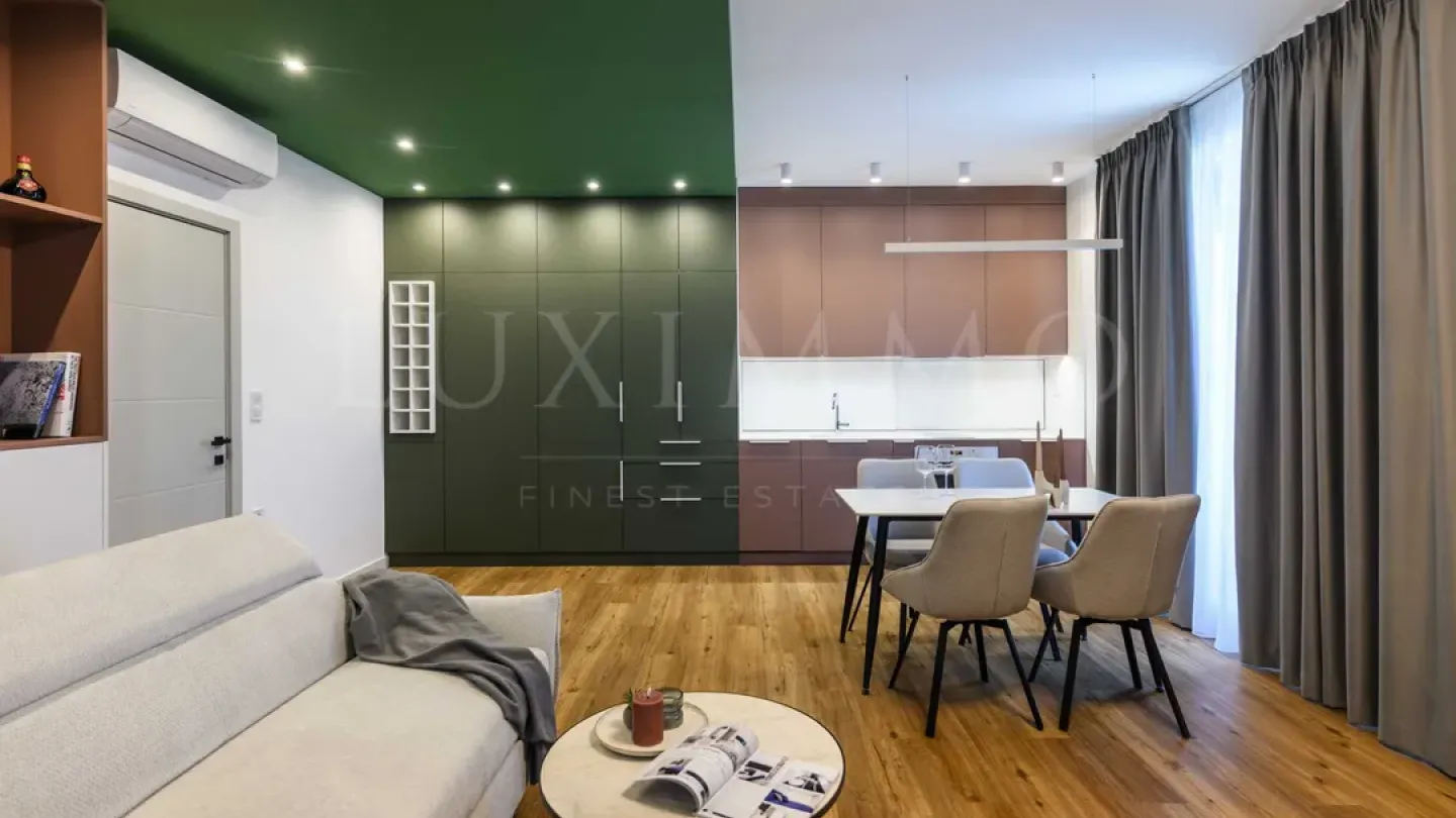 Spacious, Fully Furnished Apartment with Panoramic Terrace in Plovdiv - Image 3