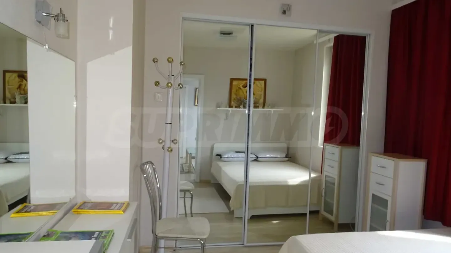 Spacious 3-Bedroom Apartment Near Varna University & City Center - Image 4