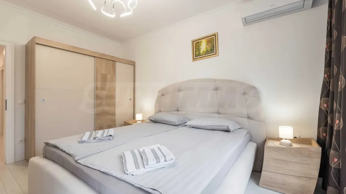 Stylish Fully Furnished Apartment in Varna City Center - Image 3