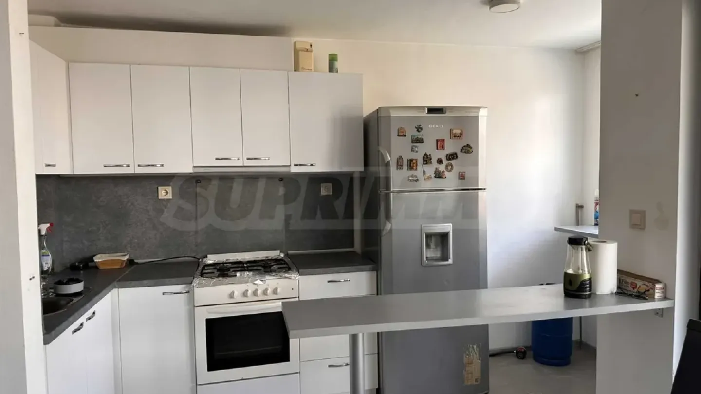 Spacious, Fully Furnished Apartment in Varna Center - Image 2