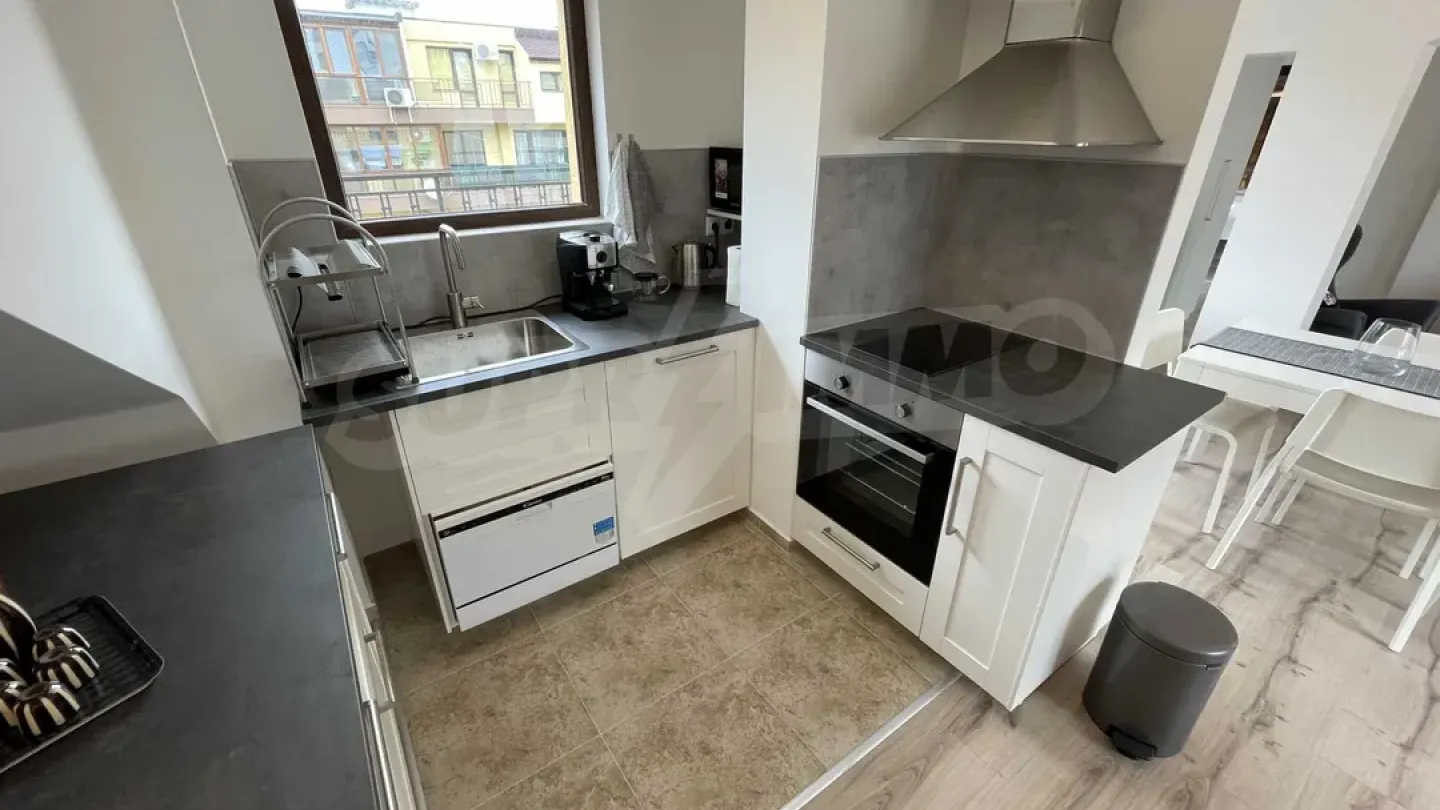 Stylish Fully Furnished Studio Apartment in Varna's Central District - Image 5