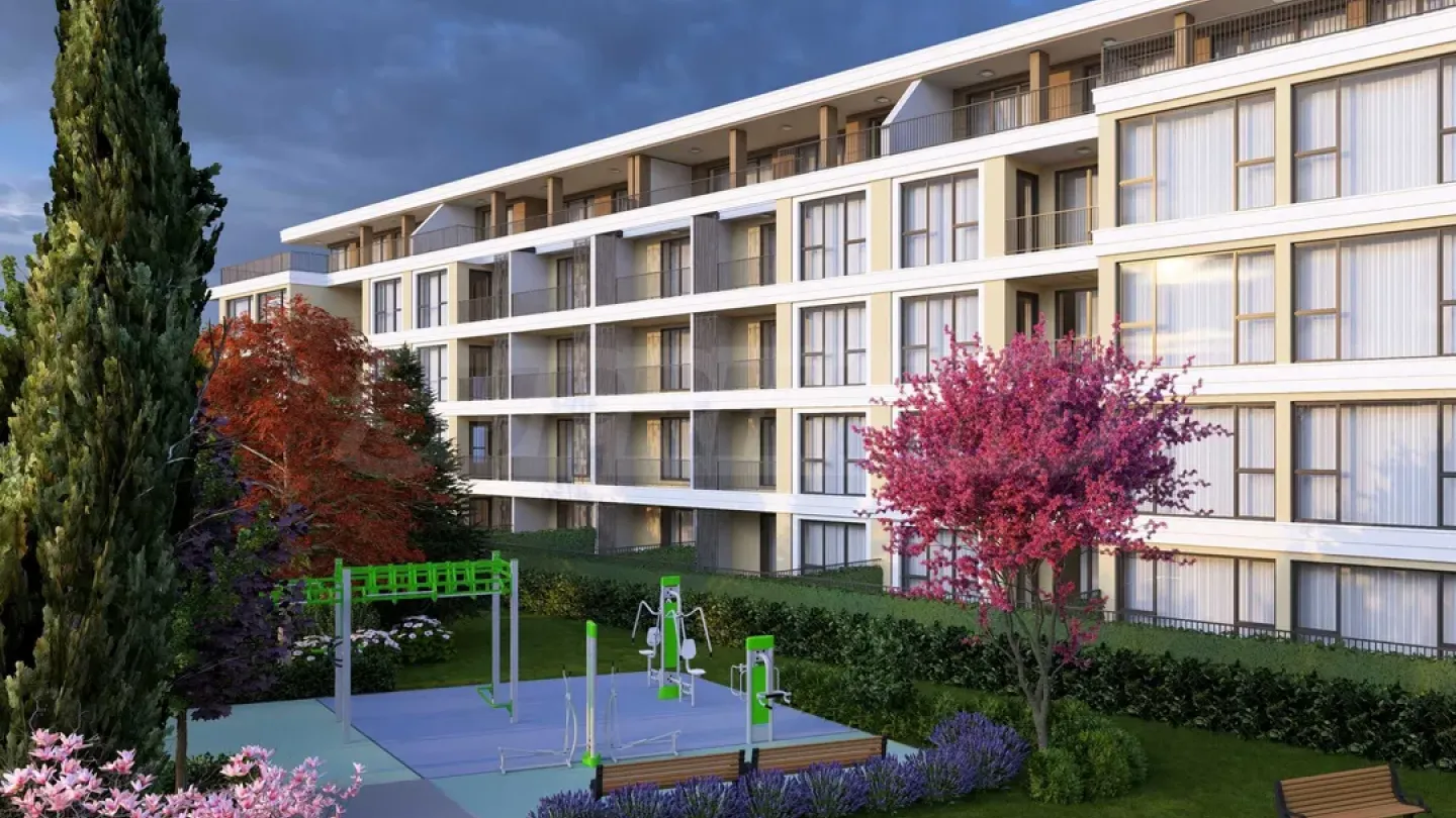 Spacious 3-Bedroom Apartment in New Plovdiv Complex - Image 2