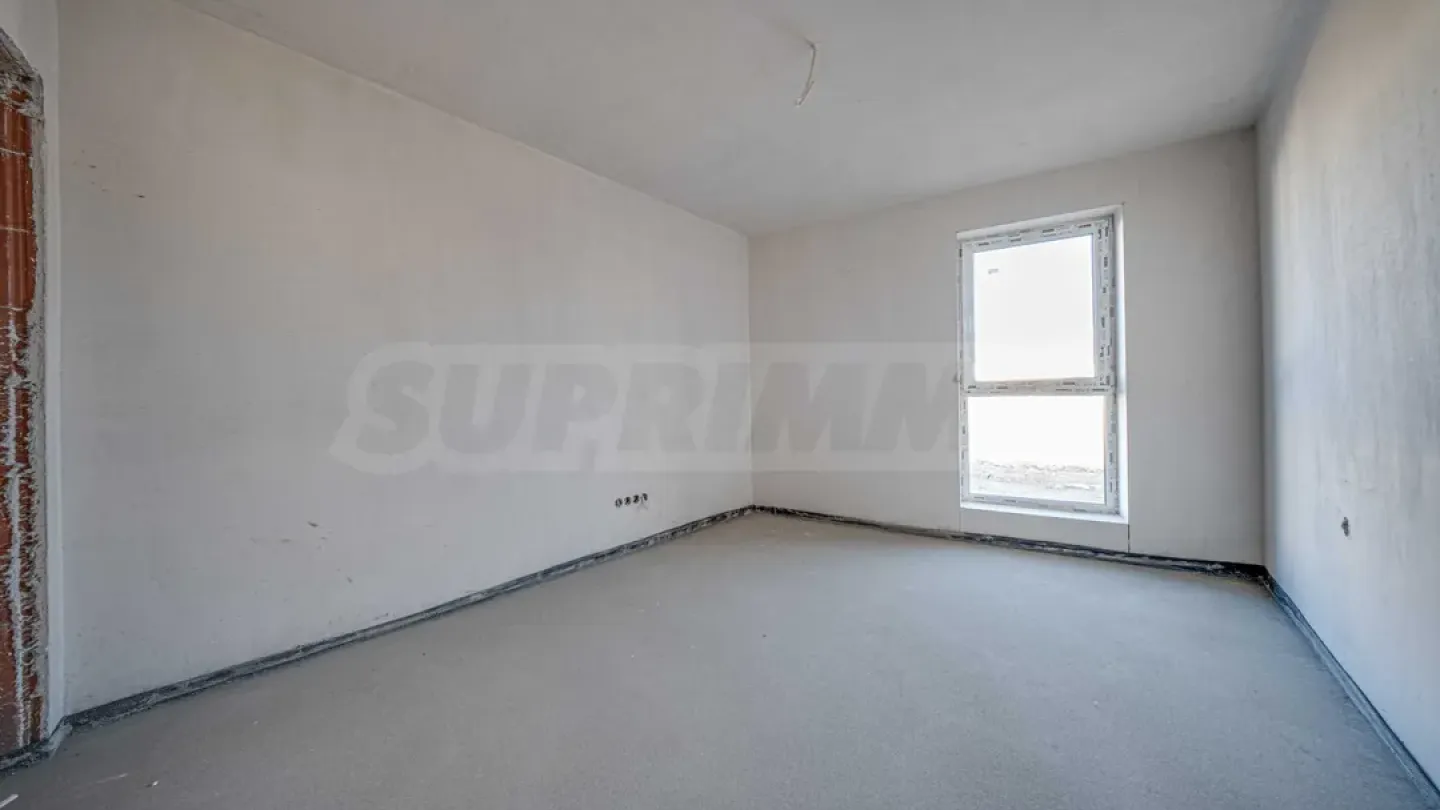 Spacious Two-Bedroom Apartment with Private Garden in Sofia - Image 5