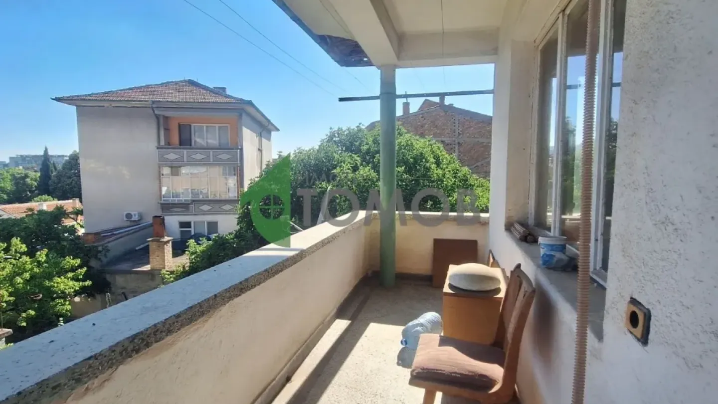 Spacious Two-Story House in Sunny Stara Zagora, Bulgaria - Image 3