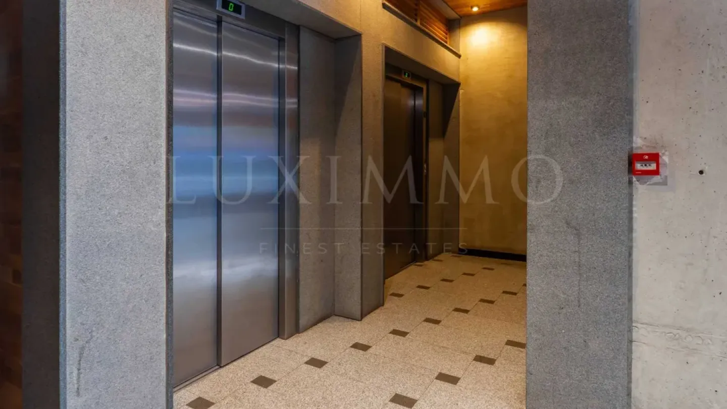 Spacious, Fully Furnished Maisonette with Sea Views in Burgas - Image 4