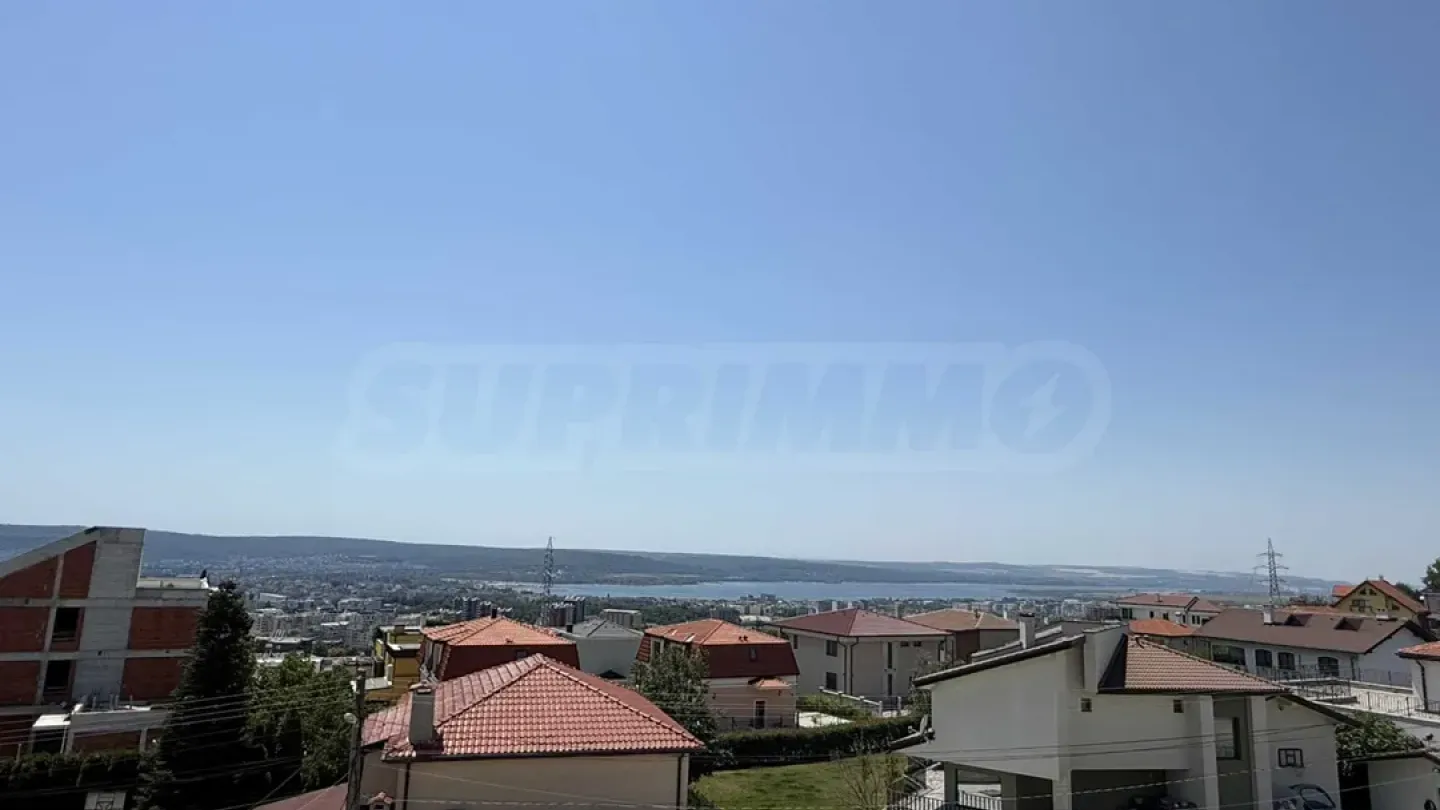 Spacious Seafront Apartment - Varna, Bulgaria, 110m2 - Image 1
