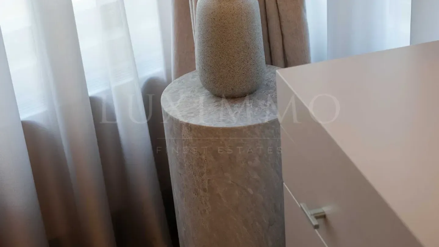 Spacious, Fully Furnished 3-Bedroom Apartment in Sofia's Iztok - Image 4