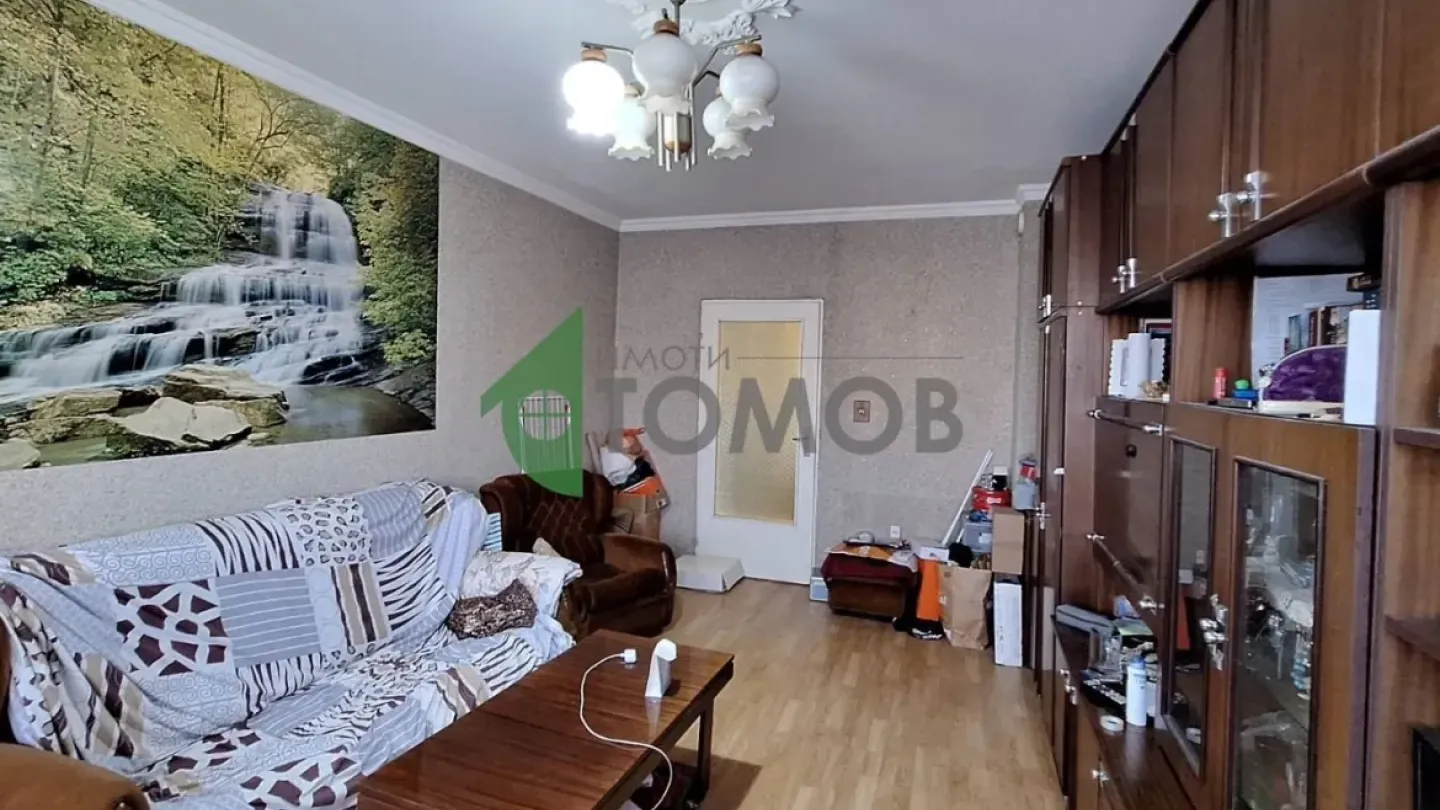 Spacious Three-Bedroom Apartment in Slavyanov, Stara Zagora - €92,000 - Image 1