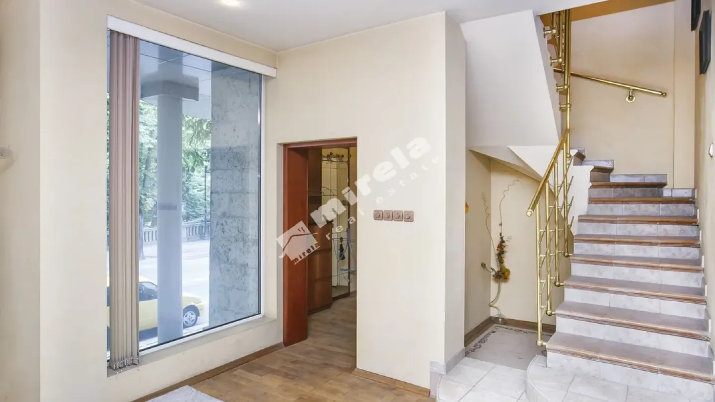 Spacious Fully Furnished House in Varna City Center. - Image 1