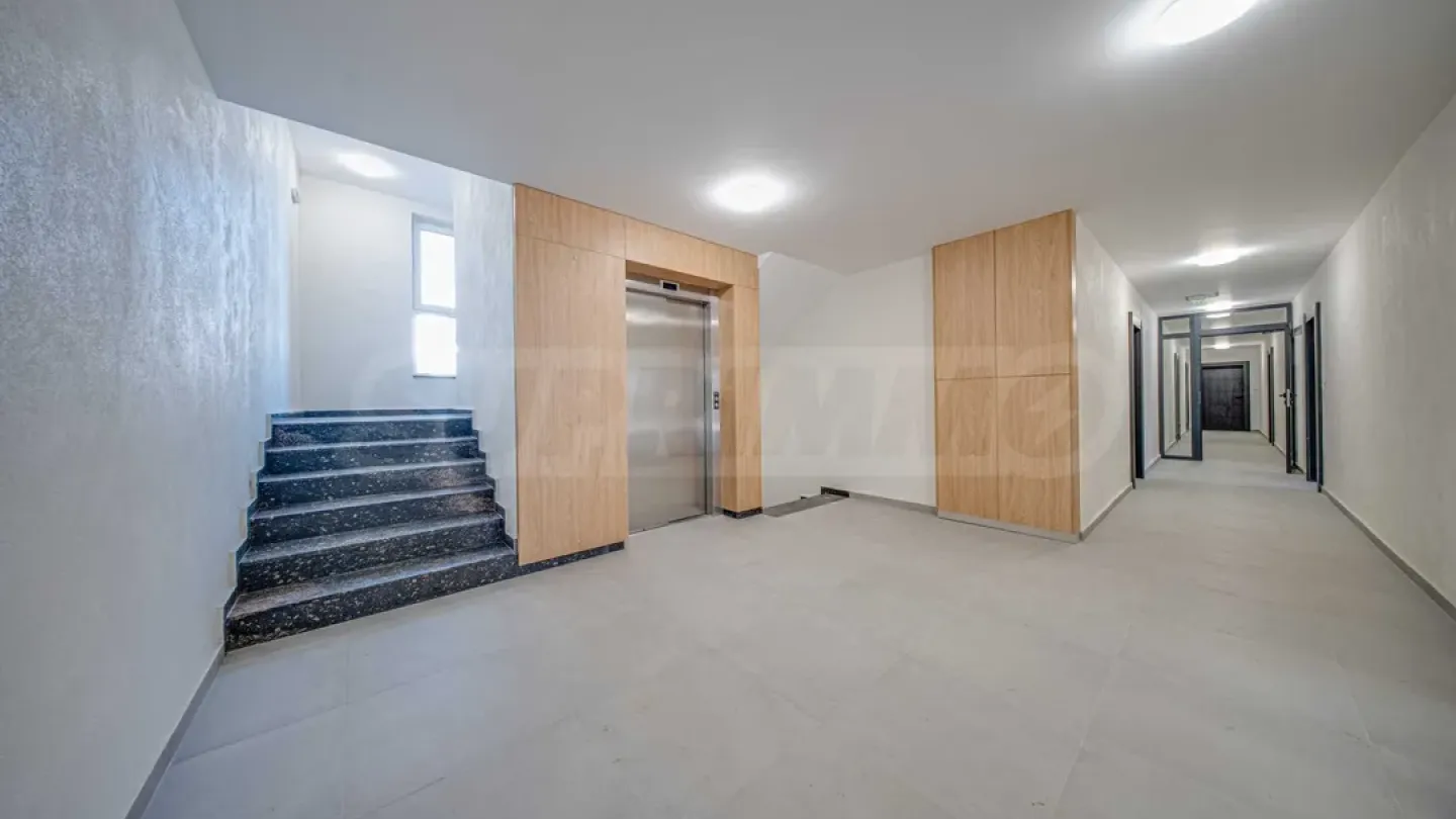 Spacious South-Facing Apartment in Sofia's "Malinova Dolina" - Image 3