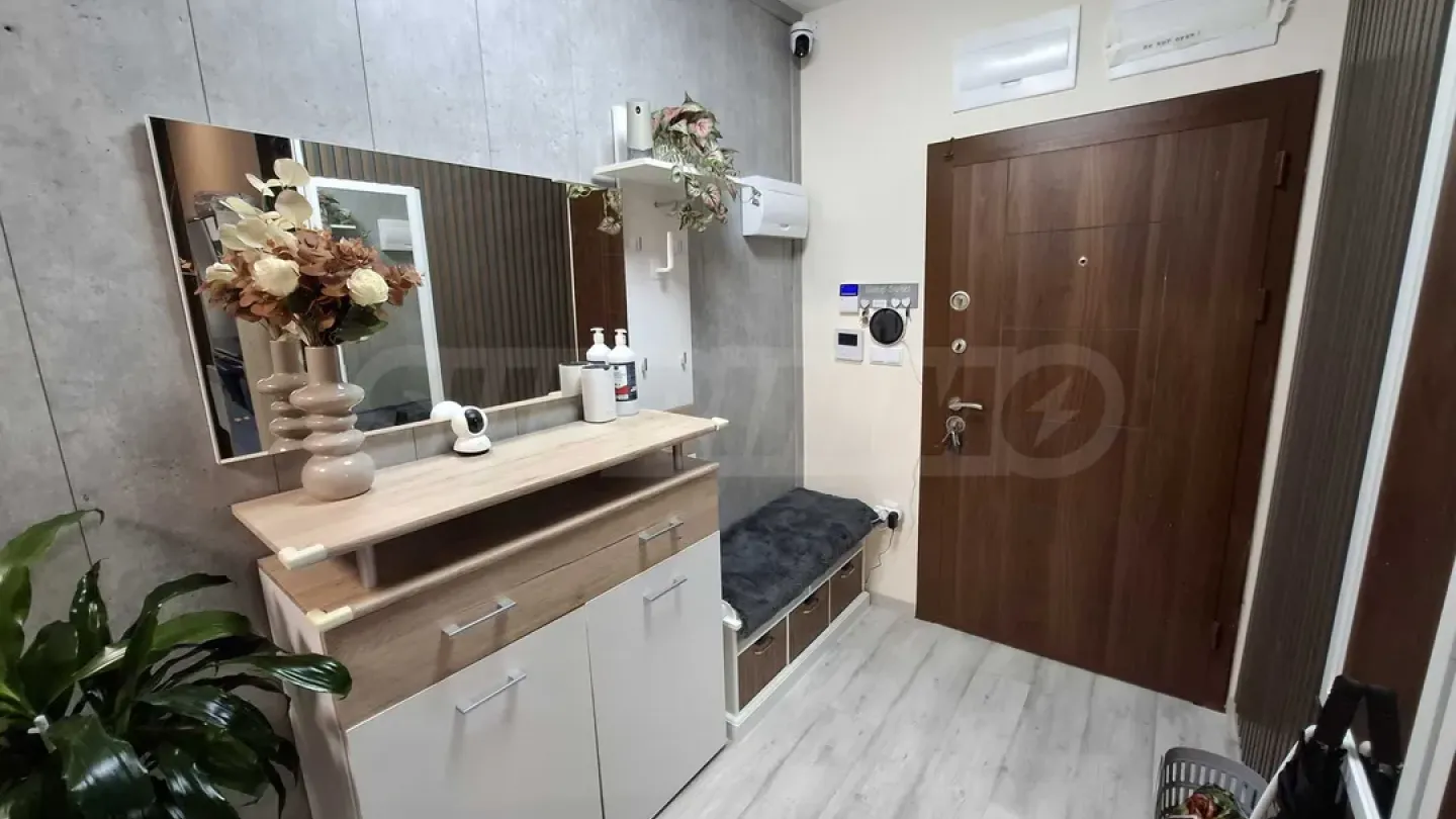 Stylish 3-Bedroom Apartment in Varna's "Briz" - Image 3