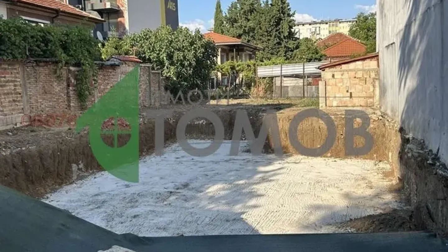 Spacious Two-Bedroom Apartment in the Heart of Stara Zagora - Image 2