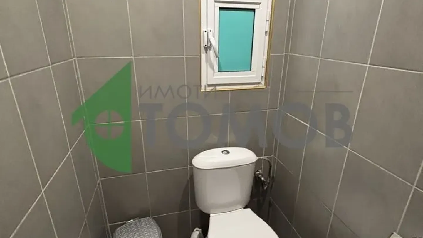 Spacious Fully Furnished 3BR Apartment in Stara Zagora - Image 2