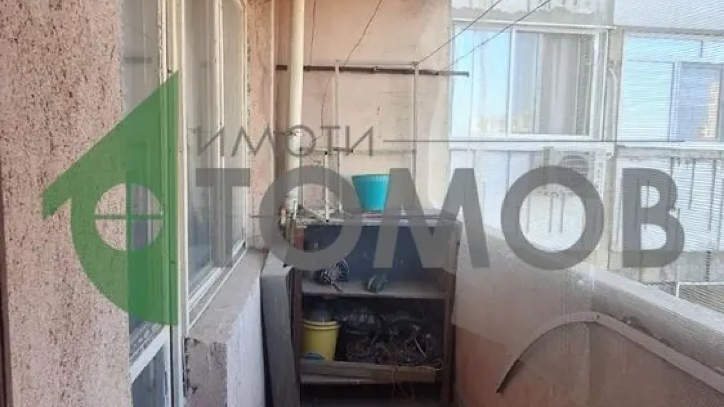 Spacious 2-Bedroom Apartment in Stara Zagora's Opelchenski District - Image 3