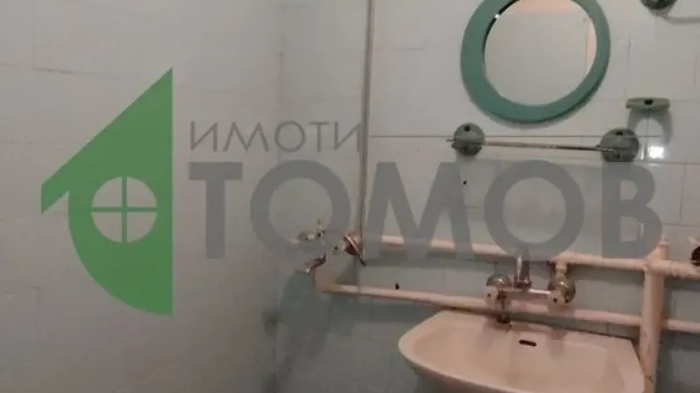 Spacious 2+1 Apartment in Stara Zagora – Great Location - Image 1