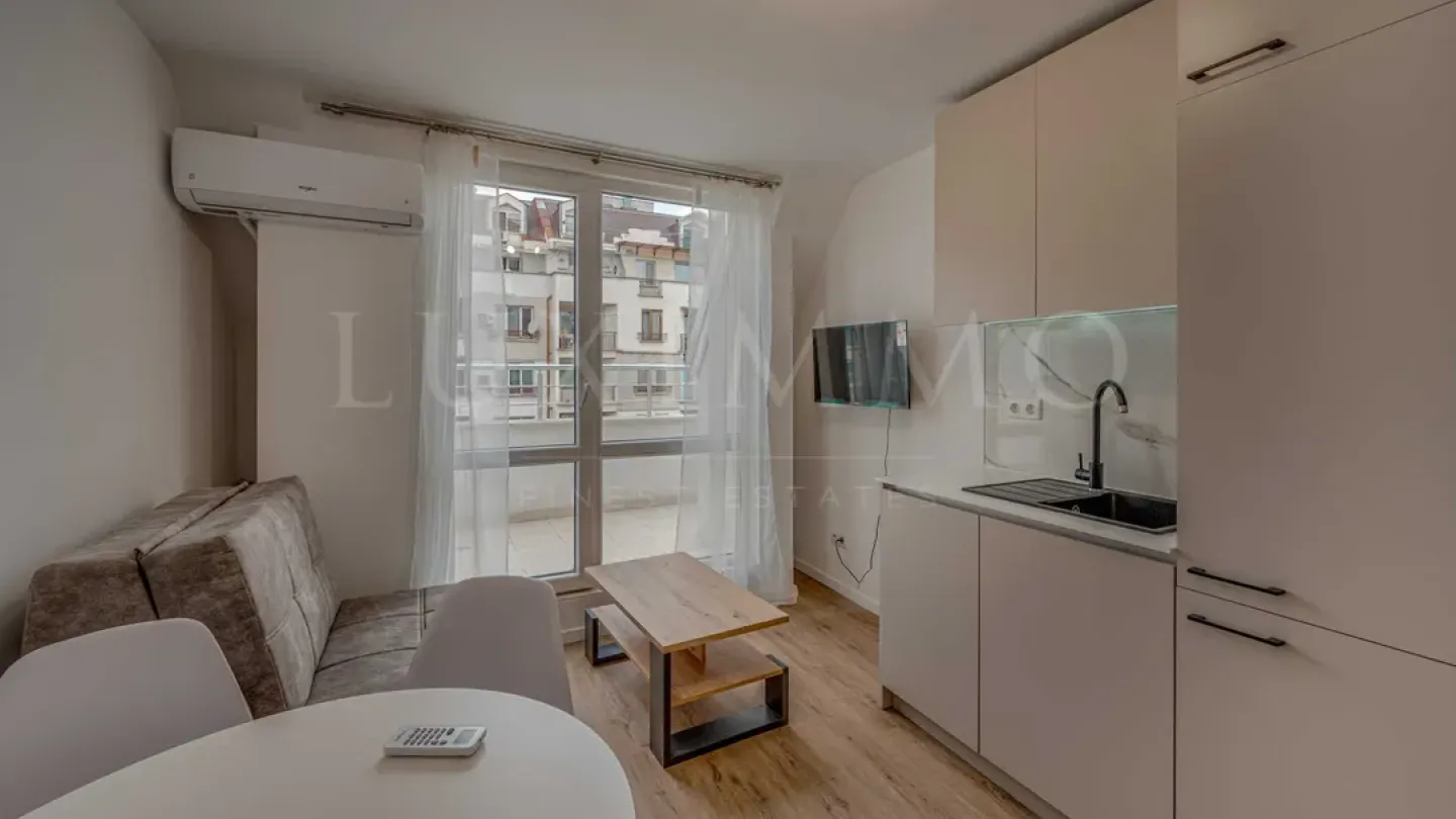 Fully Furnished 1-Bedroom Apartment in Sofia's Central District - Image 3