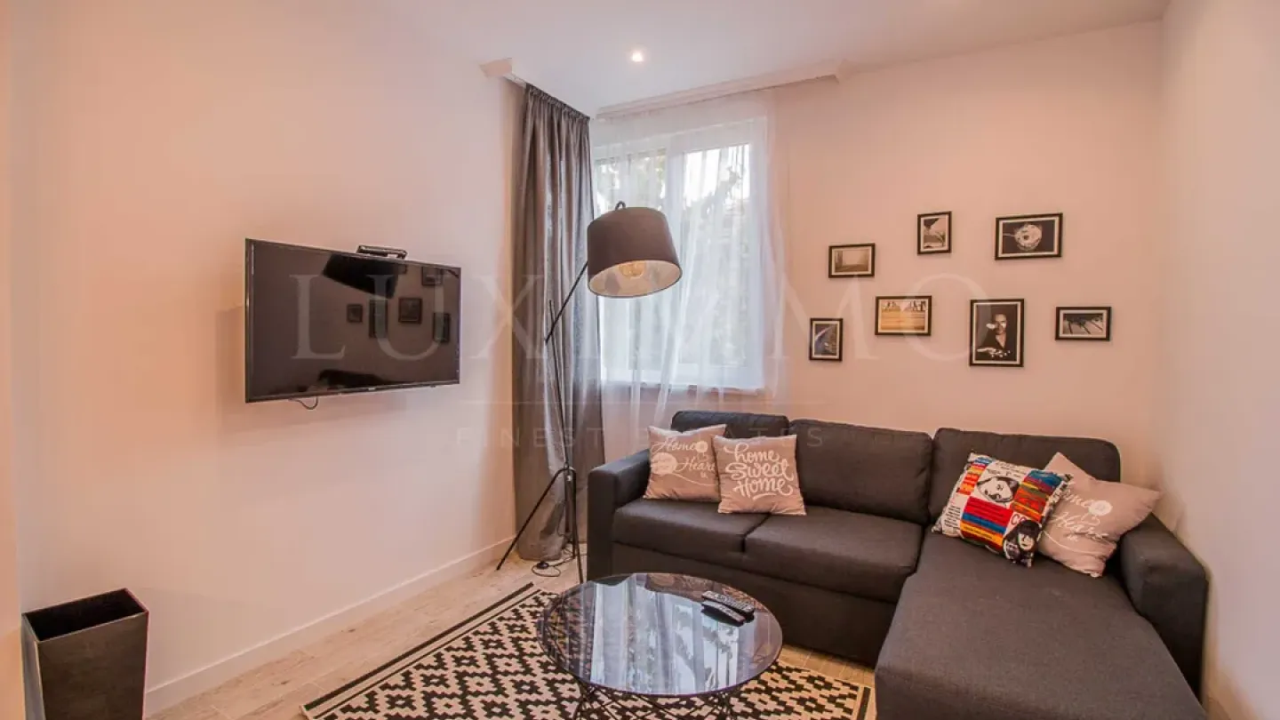Stylish, Fully Furnished 1-Bedroom Apartment in Sofia's Center - Image 5