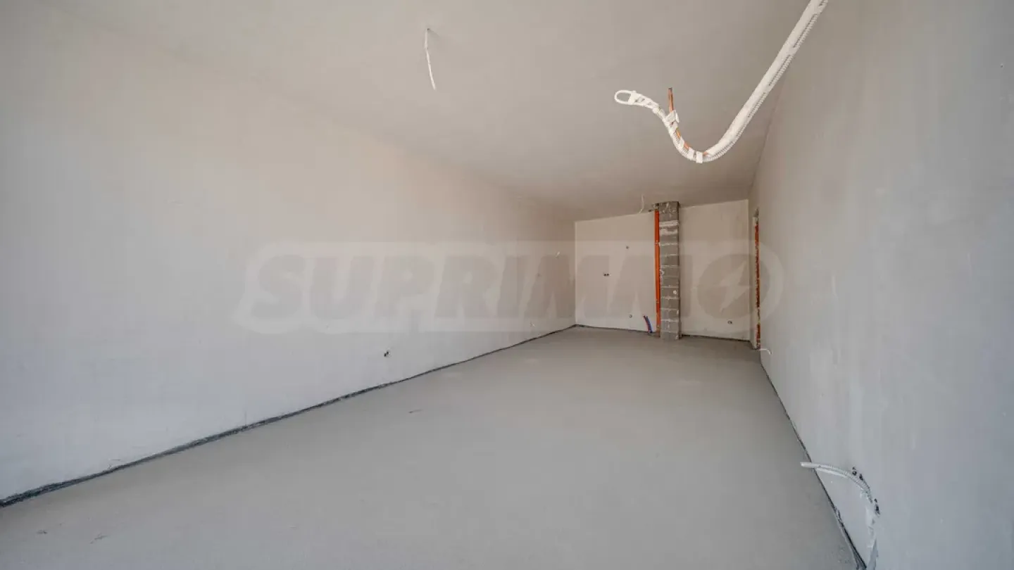 Spacious South-Facing Apartment in Sofia's "Malinova Dolina" - Image 4