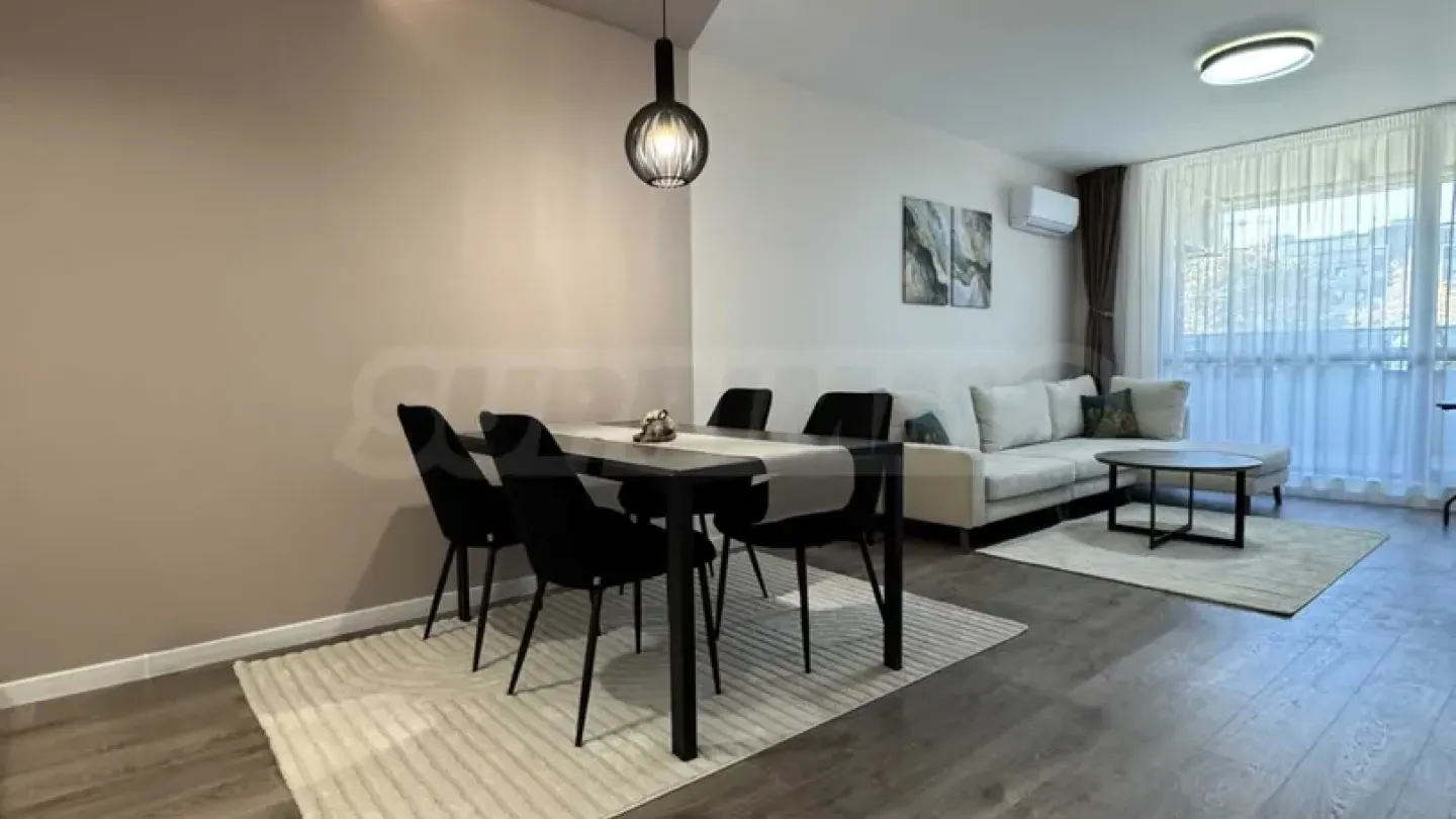 Stylish 2-Bedroom Apartment in Plovdiv, Bulgaria - Image 5