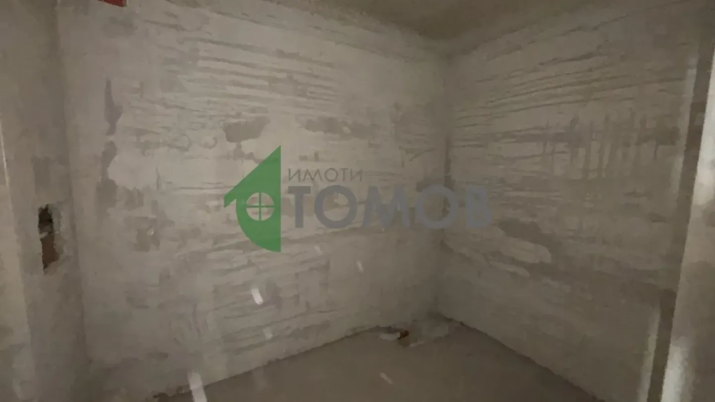 Spacious 3-Bedroom Apartment in Center of Stara Zagora - Act 14 - Image 1