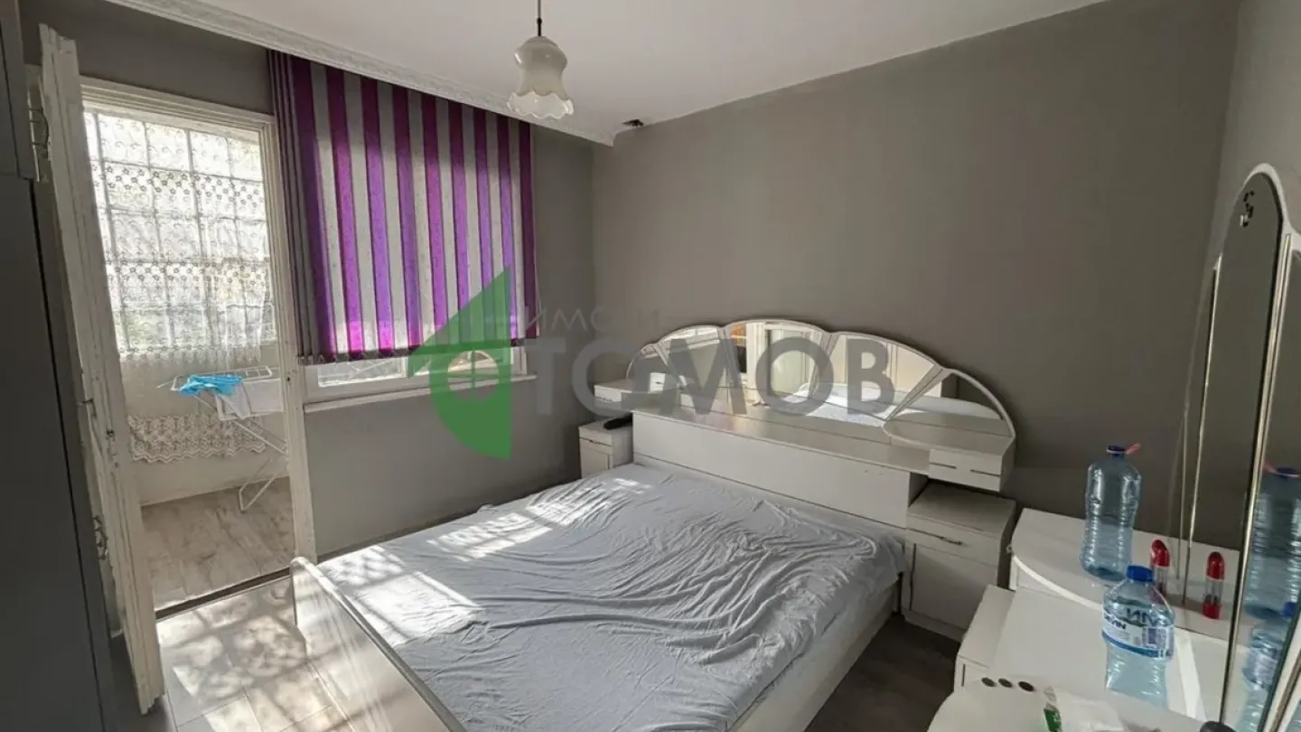 Spacious Fully Furnished 2-Bedroom Apartment in Stara Zagora, Bulgaria - Image 1