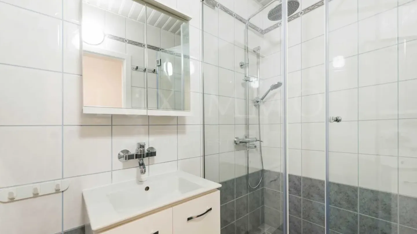 Stylish One-Bedroom Apartment in Varna's Heart – Fully Furnished - Image 5