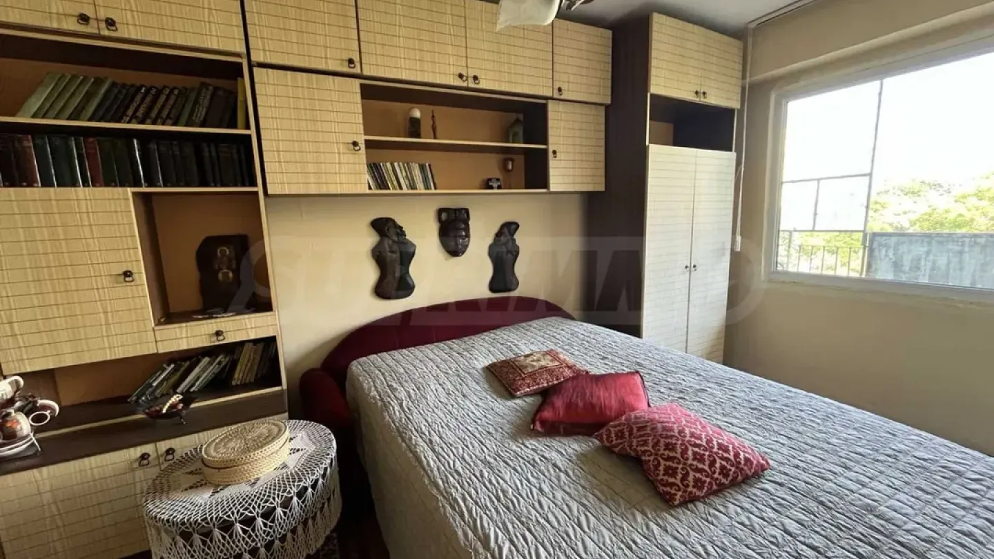 Spacious 2-Bedroom Apartment in Burgas Center - Image 1