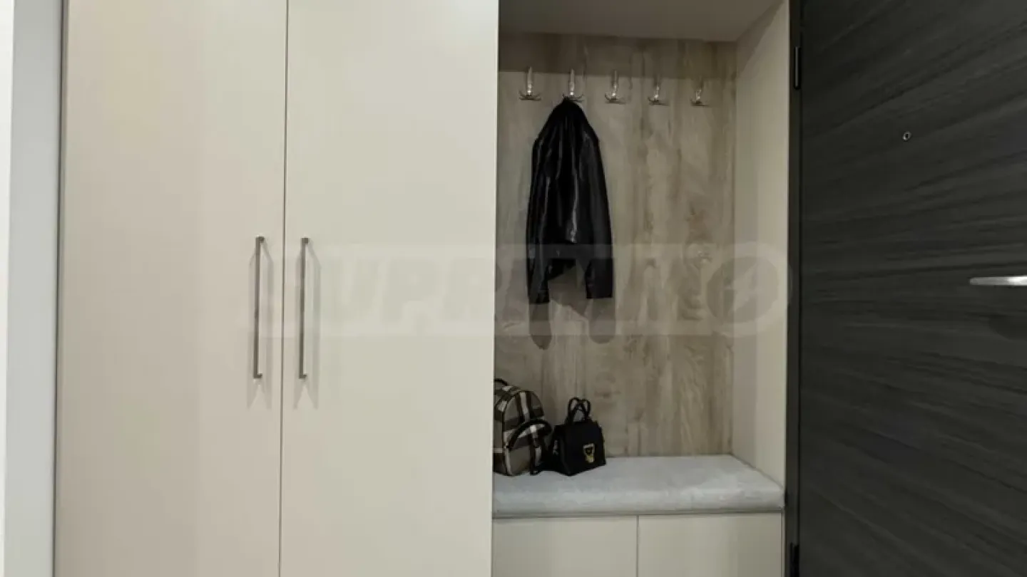 Stylish 2-Bedroom Apartment in Plovdiv, Bulgaria - Image 4