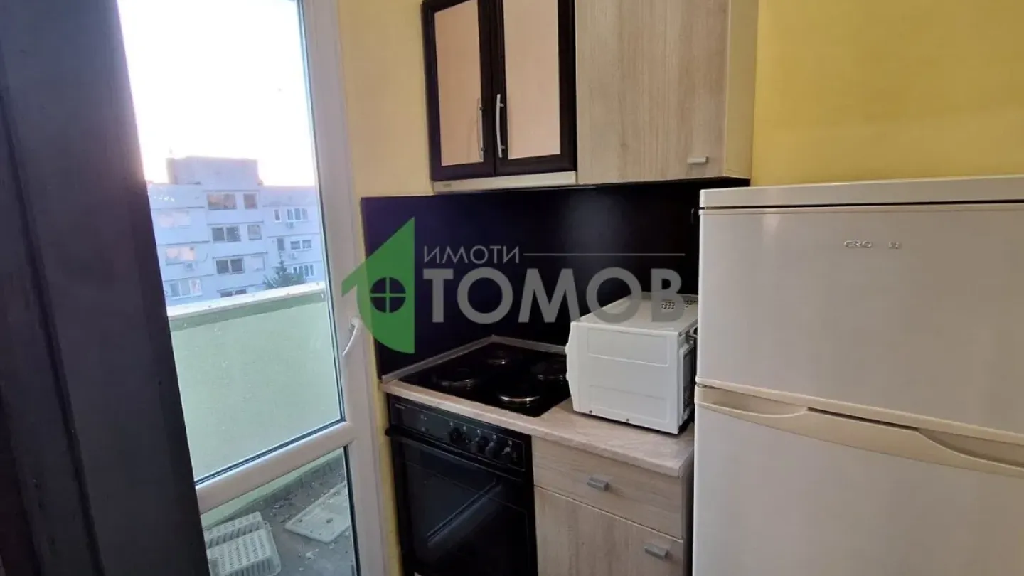 Spacious South-Facing Apartment in Stara Zagora – 45m2 - Image 5