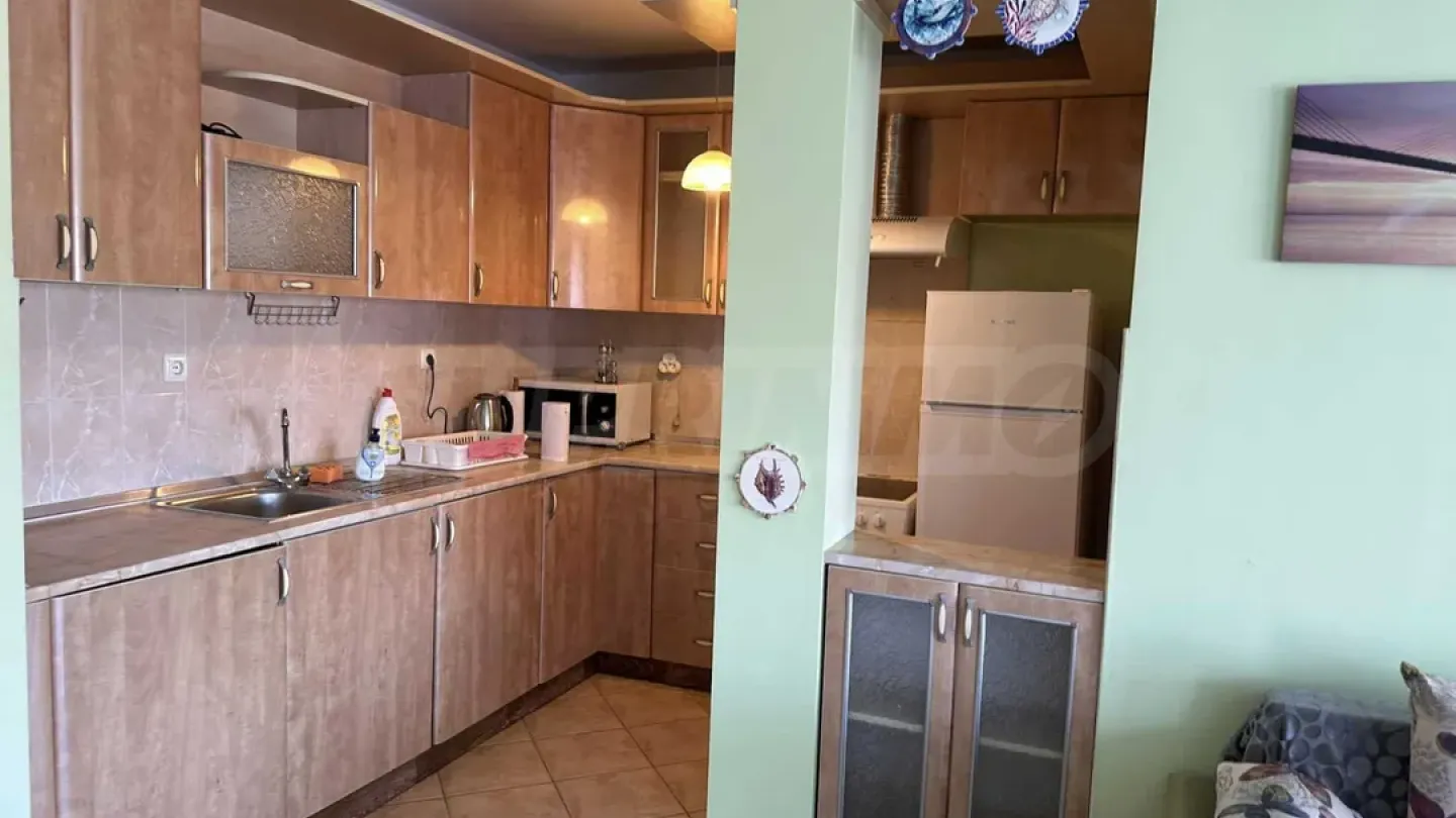 Spacious 3-Bedroom Apartment - Varna Center - Image 1