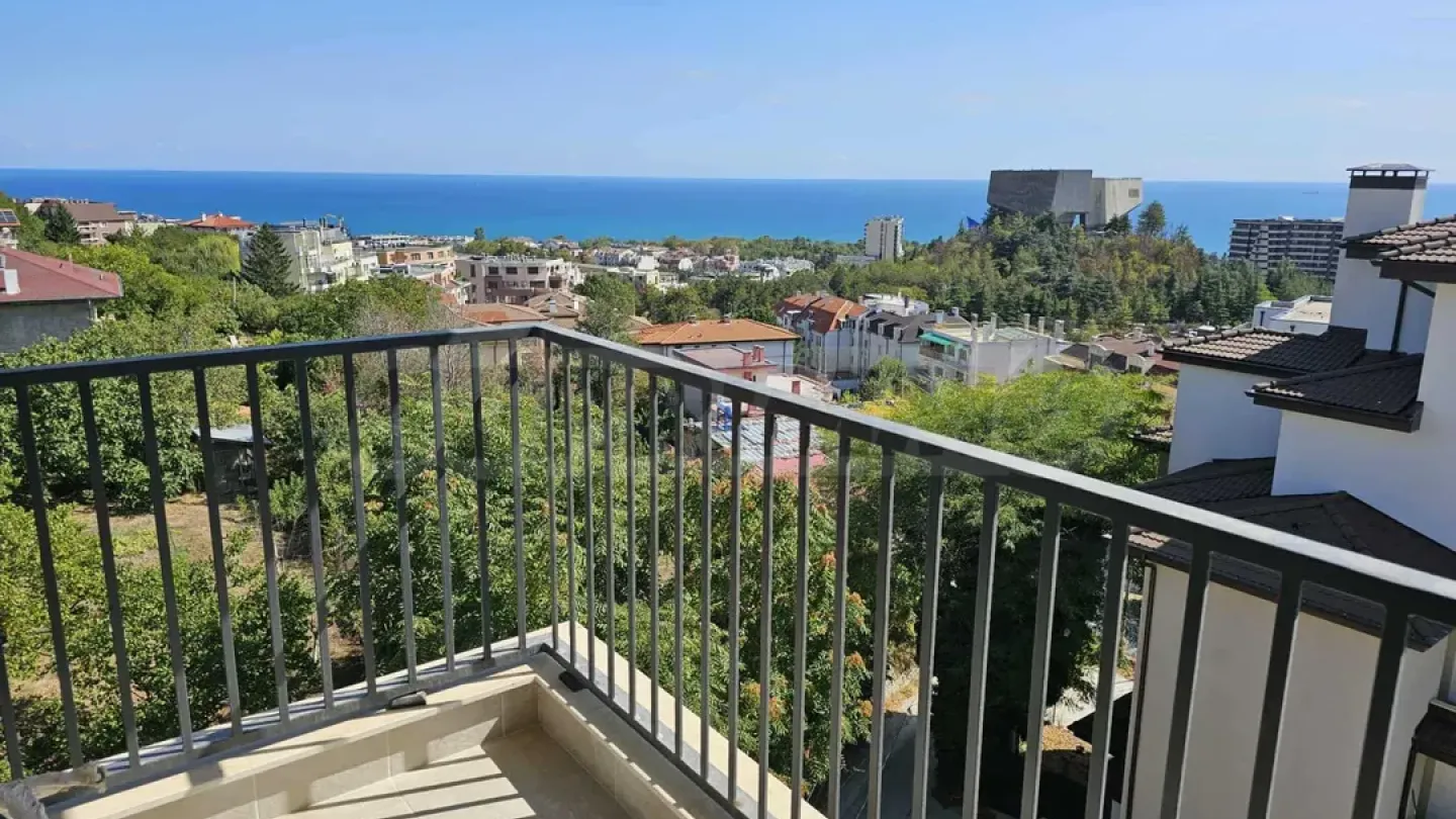 Sea View 3 Bed Apartment - Varna, Bulgaria - Image 1