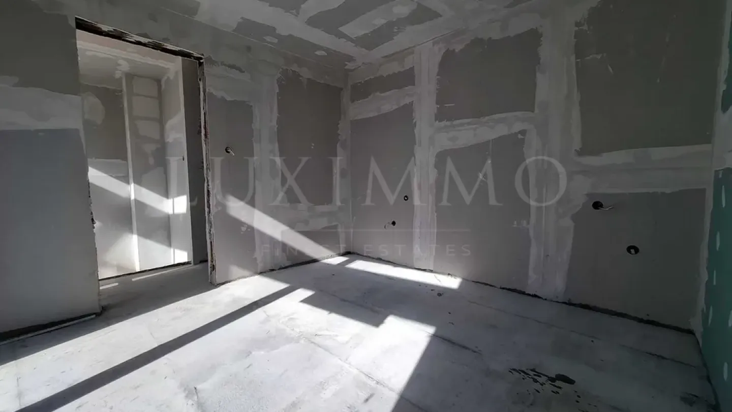 Spacious Maisonette with Terraces in Manastirski Livadi - Image 5