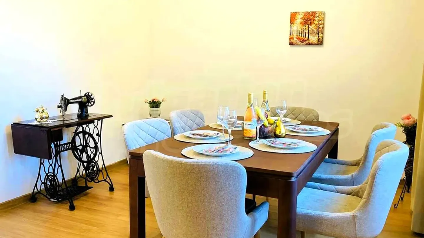 Spacious Fully Furnished 2-Bedroom Apartment in Plovdiv's Center - Image 3