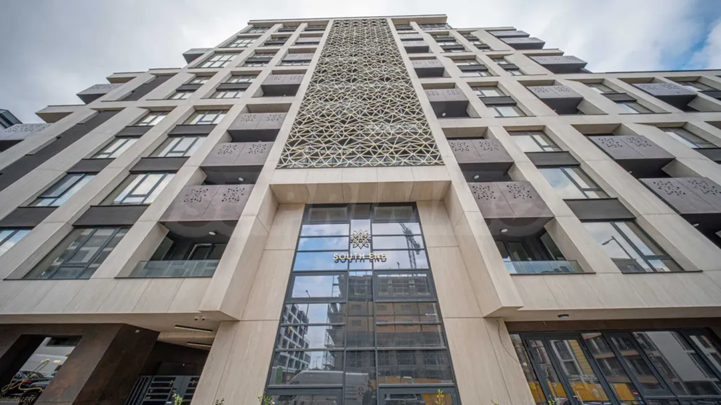 Spacious Sofia Apt w/ Panoramic Views & Garage - Image 1