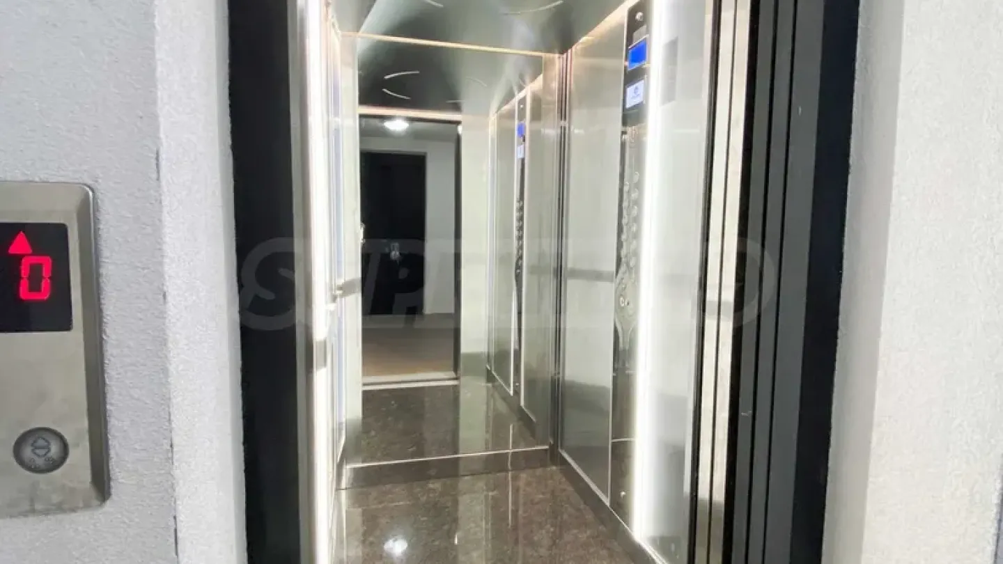 Spacious 2-Bedroom Apartment in New Plovdiv Building - Image 1