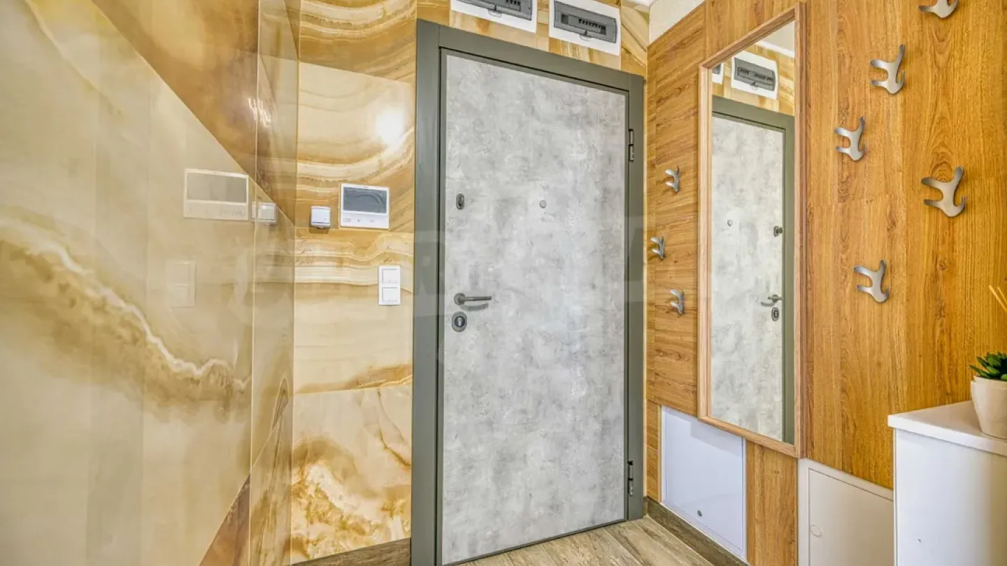 Stylish 2-Bedroom Apartment in Sofia City Center - Image 1