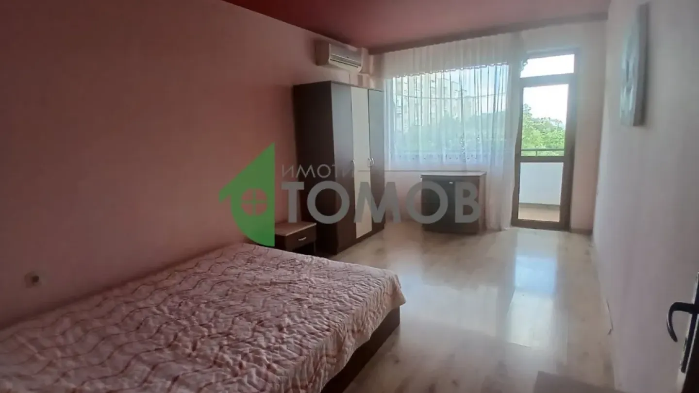 Spacious Two-Bedroom Apartment in Azymo, Stara Zagora, Bulgaria - Image 4